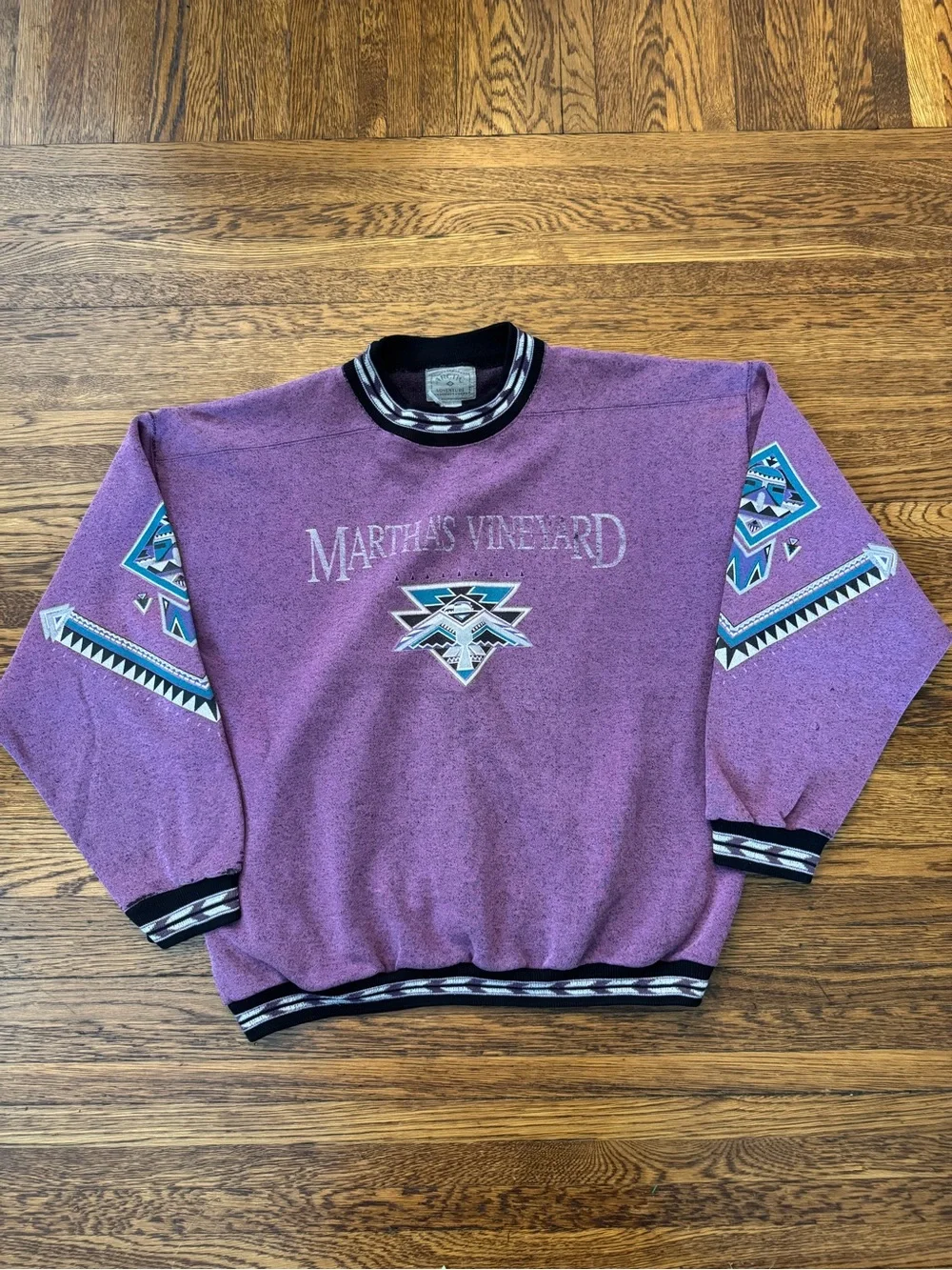 Martha's Vineyard Vintage 1980s - early 2000s Purple Graphic Crewneck Sweater